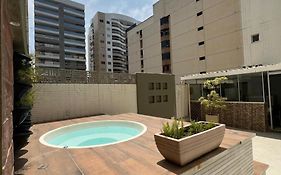 Apt 3Q Luxo Com Ar E Jacuzzi Na Beira Mar